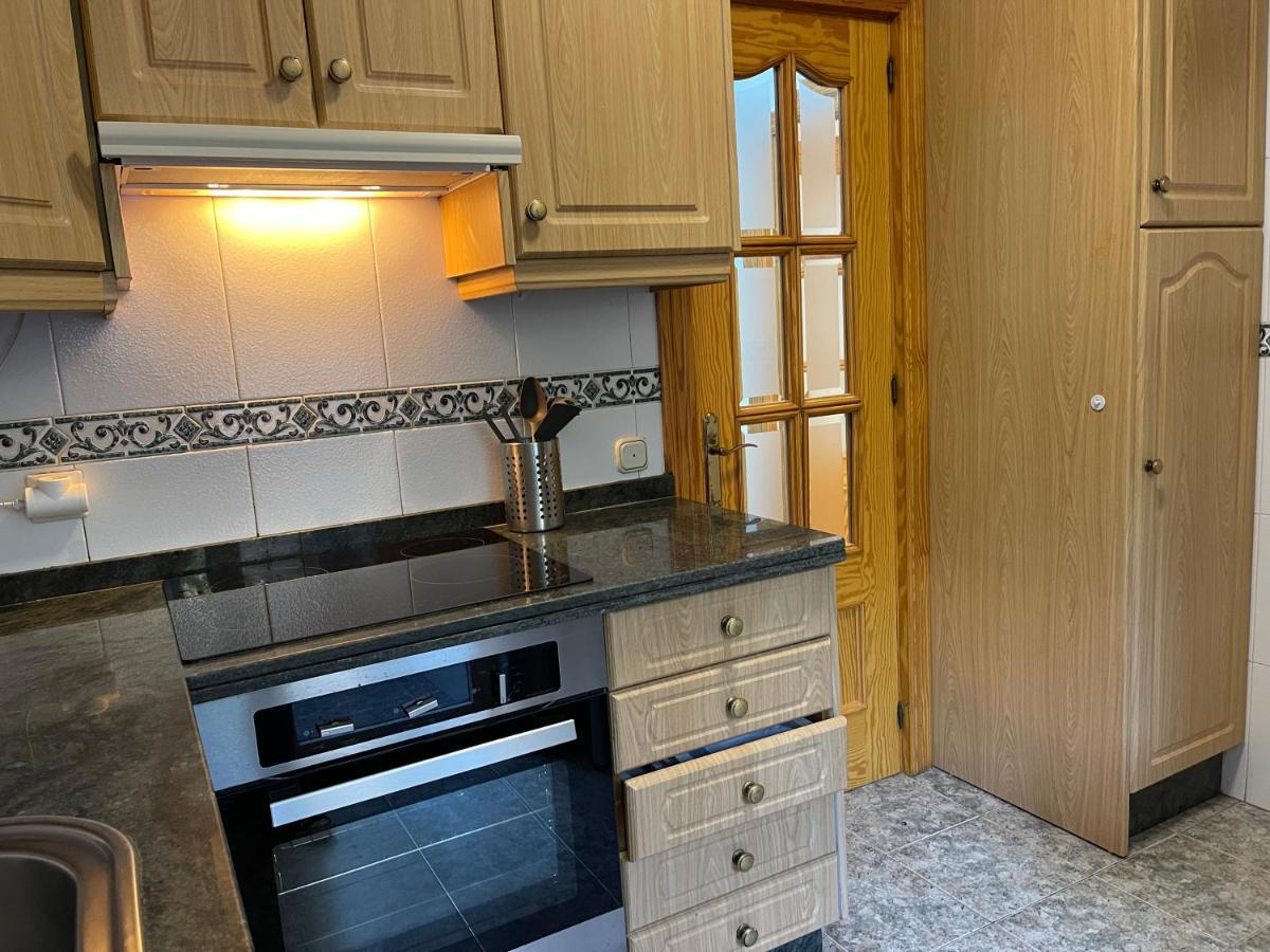 City Center 3 Bedroom Eurobell 2 Apartemen